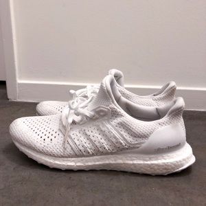 Adidas Ultra Boost Men size 11